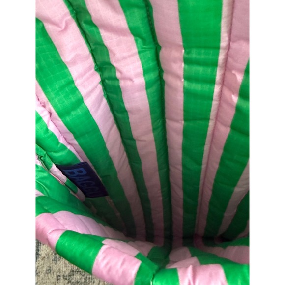 Baggu Puffy Laptop Sleeve - Pink Green Awning Stripe Pristine Condition - Picture 5 of 5